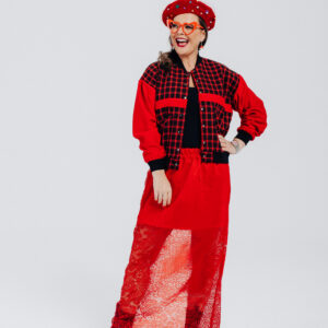 Bomberka czerwona krata